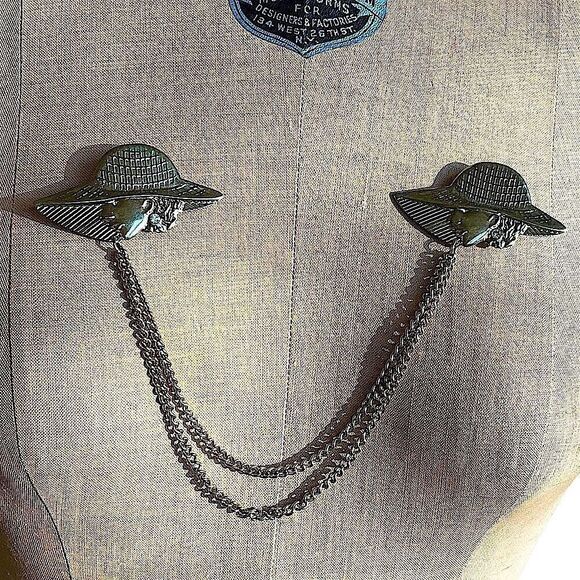 Vintage 70s 80s 14KT GF Ladies in Hats Pincatch sweater clip or Jacket Clip. NWT - Picture 1 of 9